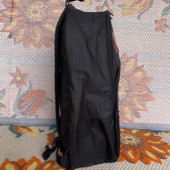 VANS Ranged 2 Backpack Black Women Casual School Student Bag  VN0A7UFNJNH
NWT - Picture 6 of 16